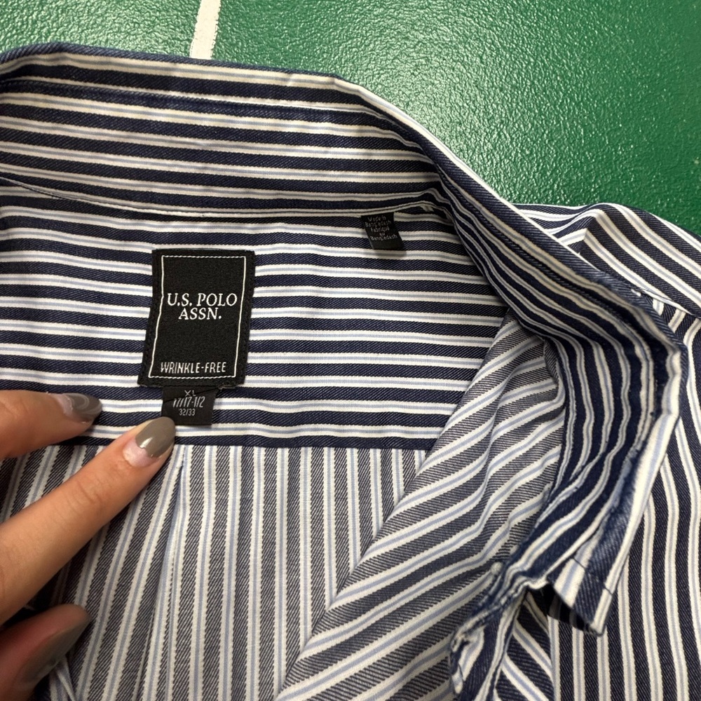US Polo Association Size XL Blue Striped button down - Picture 2 of 4
